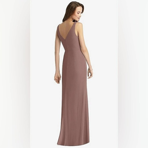 Thread Sleeveless V-Back Long Trumpet Gown - Picture 2 of 8